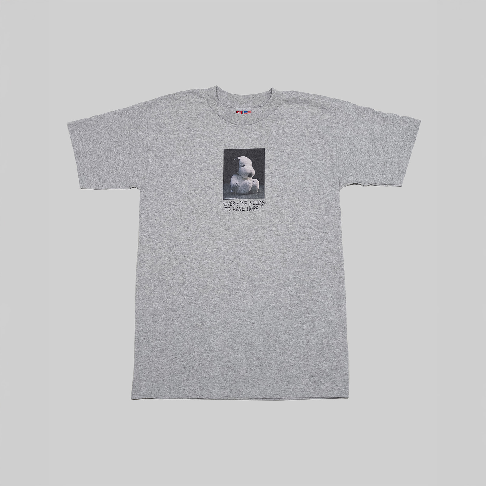 「誰にだって希望は必要だTee」の商品画像。